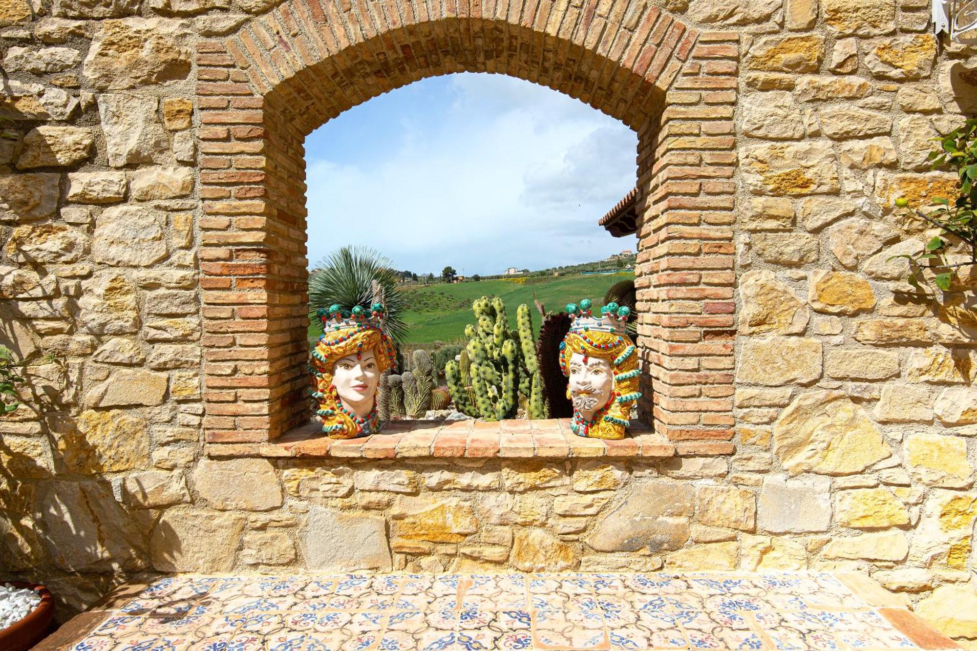 Garden Cactus Guest House Villaggio Mose  Exterior photo